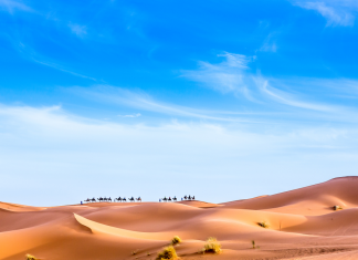 Du lịch Maroc – Khám phá thị trấn Merzouga nằm giữa sa mạc Sahara