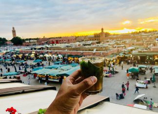 Du lịch Maroc tham quan khu chợ Attarine bậc nhất Maroc