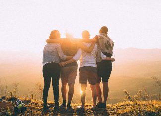 Đi du lịch Bỉ tự túc cần chuẩn bị những gì?