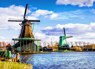 Du lịch Hà Lan khám phá đất nước nổi tiếng với hoa Tulip và những chiếc cối xay gió