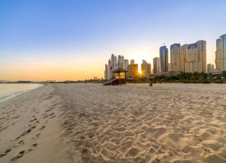 Top những bãi biển đẹp ở Dubai vào mùa Hè