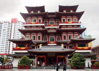 Những điều cần lưu ý khi tham quan đền chùa ở Singapore