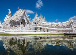 Khách du lịch ngẩn người khi chiêm ngưỡng 06 ngôi chùa đẹp nhất Thái Lan