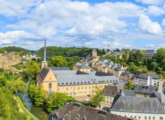 Đi tour du lịch Luxembourg, dạo một vòng xem ẩm thực có gì?