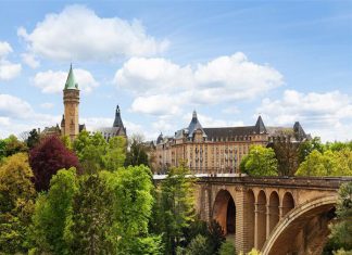 Tour du lịch Châu Âu: Tìm hiểu nước Pháp có gì nổi tiếng?