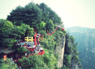 Gợi ý khi đi du lịch Trương Gia Giới nên đi khi nào, đi đâu, ăn gì?