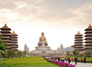 Viếng thăm Phật Quang Sơn – kinh đô Phật giáo nổi tiếng Đài Loan Viếng thăm Phật Quang Sơn - kinh đô Phật giáo nổi tiếng Đài Loan